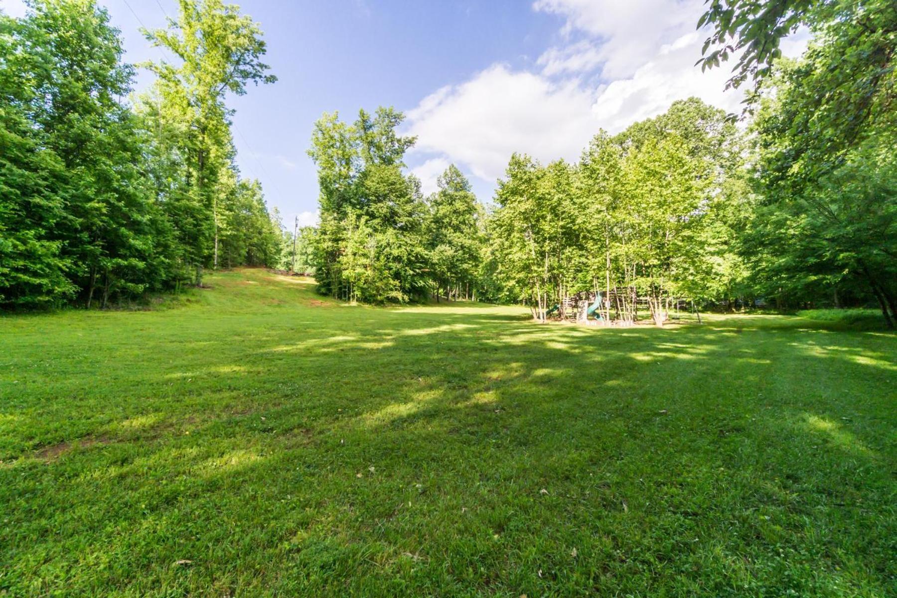 The Big Little Cabin - Hot Tub & Playground Dahlonega Exterior photo